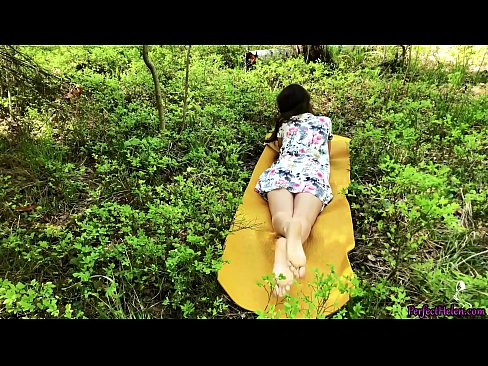 ❤️ Estranho na Tinder Masturba-se Meu Rato e Fode Apaixonadamente na Floresta ❤❌ Porno em nós ﹏