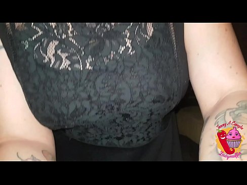 ❤️ A meia-irmã lhe dá um broche e o espanhol ❤❌ Porno em nós ﹏