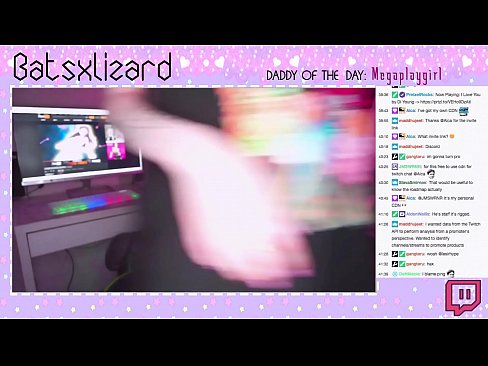 ❤️ GAMER ESQUECEU DE DESLIGAR O FLUXO E ESGUICHOU AO VIVO NO AR ❤❌ Porno em nós ﹏